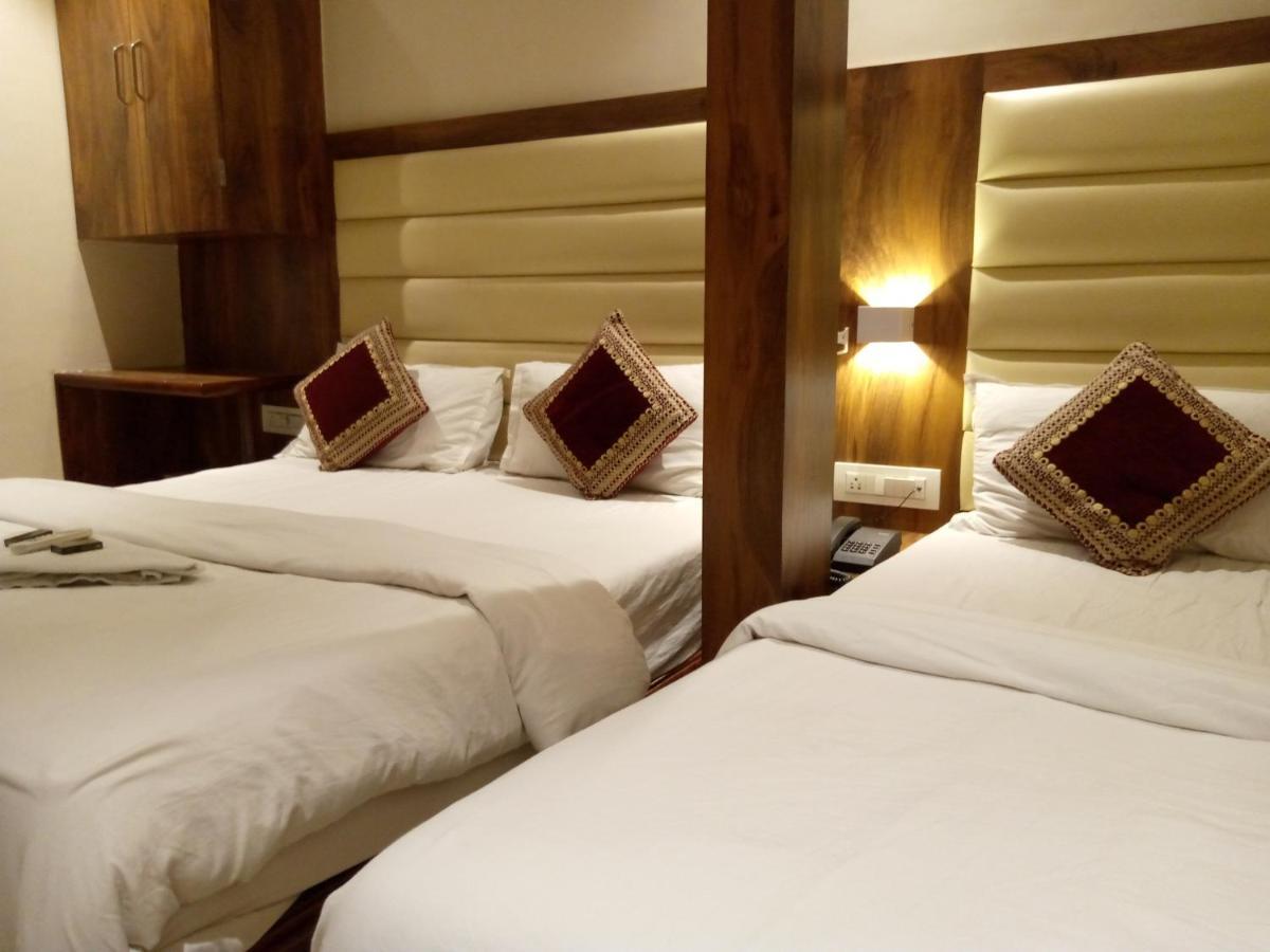 Hotel Adams Inn Near Mumbai Airport Exterior photo